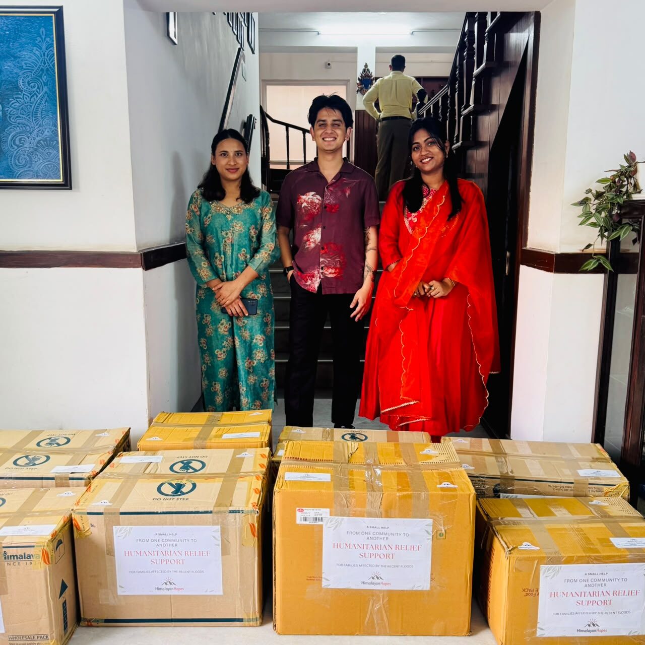 Himalayan Hopes team with humanitarian relief supplies for families affected by Nepal's floods